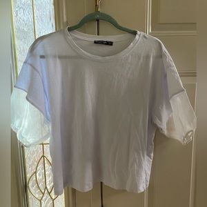 Nasty Gal. White top w ruffled puff sleeve. Size 6. Fits like a small/medium